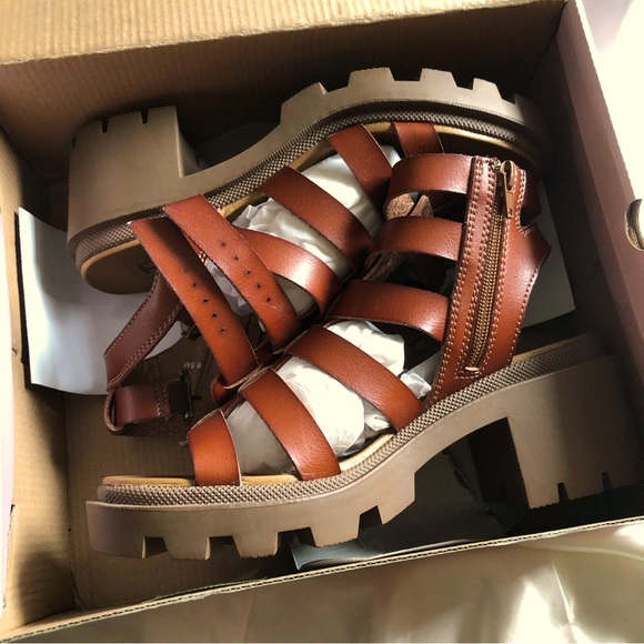 pop Shoes - POP sundress cognac Lug Sole Sandals